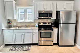 562 Nashua St, Seabrook, NH 03874 - Photo 19