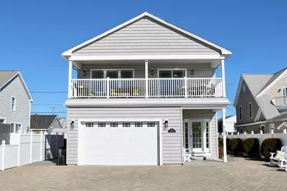 562 Nashua Street, Seabrook, NH 03874 - Photo 1