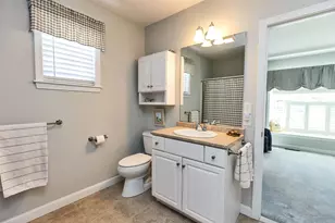 280 Sylvan Ln, Manchester, NH 03102 - Photo 31