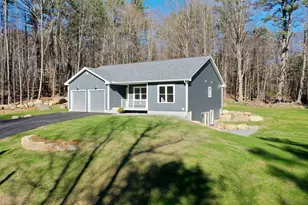 17 Fairgrounds Rd, Bradford, NH 03221 - Photo 1