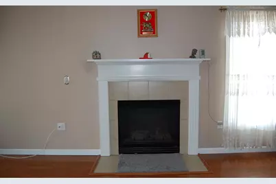 214 Dearborn Road, Pembroke, NH 03275 - Photo 9