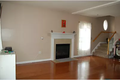 214 Dearborn Road, Pembroke, NH 03275 - Photo 7