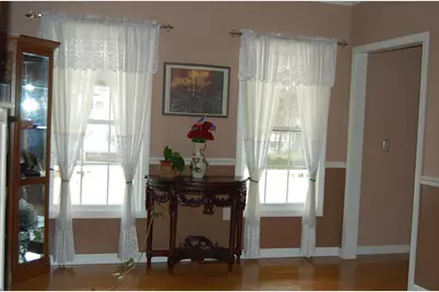 214 Dearborn Road, Pembroke, NH 03275 - Photo 5