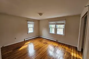 4 Fran Ave, Plaistow, NH 03865 - Photo 9