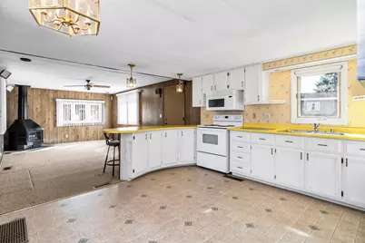 47 Scott Avenue, Seabrook, NH 03874 - Photo 7