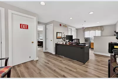 35 E Pearl Street, Nashua, NH 03060 - Photo 19