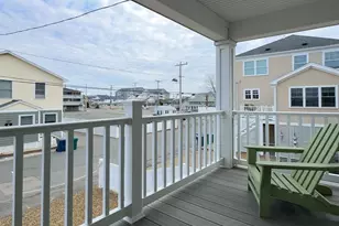 5 Fellows Ave, Hampton, NH 03842 - Photo 5