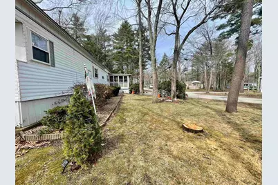 86 Brown Avenue, Seabrook, NH 03874 - Photo 3