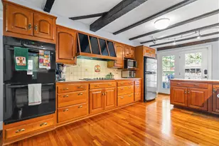 447 Center Rd, Hillsboro, NH 03244 - Photo 9