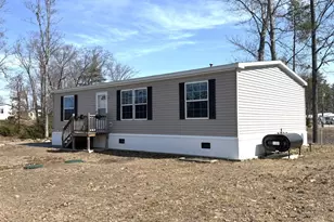 57 Riverview Dr, Rochester, NH 03867 - Photo 3