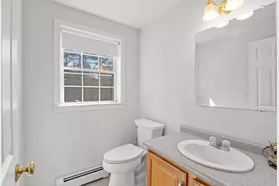 49 Chester Road, Derry, NH 03038 - Photo 19