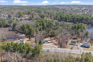 49 Chester Rd, Derry, NH 03038 - Photo 11