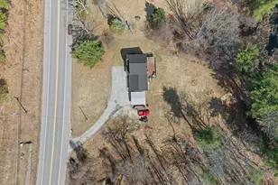 49 Chester Rd, Derry, NH 03038 - Photo 9