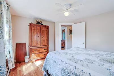 29 Hamburg Street, Manchester, NH 03102 - Photo 17