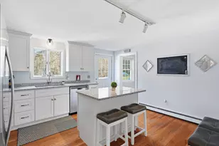 87 Overledge Ext, Derry, NH 03038 - Photo 3