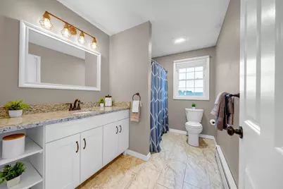 79 Pullman Street, Manchester, NH 03103 - Photo 13