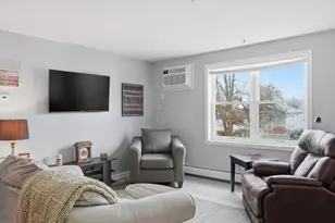 15 Lovell St, Nashua, NH 03060 - Photo 9