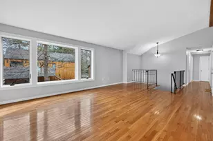 23 Radcliffe Dr, Milford, NH 03055 - Photo 5