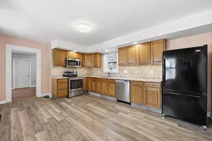 7 West St, Tilton, NH 03276 - Photo 31