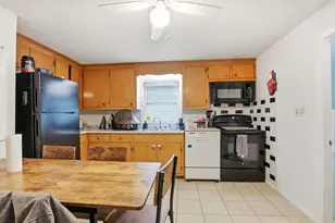 1069 Hayward St, Manchester, NH 03103 - Photo 21