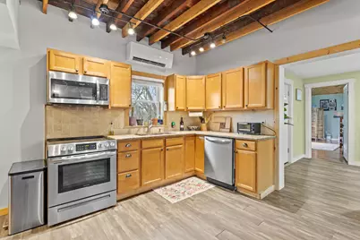 142 Broadway #3, Dover, NH 03820 - Photo 3