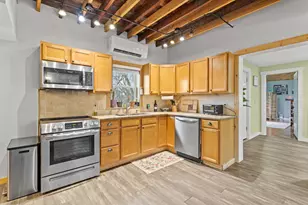 142 Broadway, Dover, NH 03820 - Photo 3