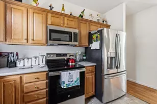 34 Mammoth Rd, Hooksett, NH 03106 - Photo 9