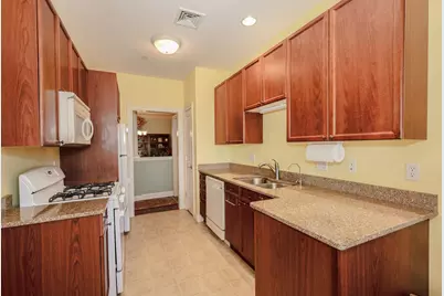 160 Daniel Webster Highway #201, Nashua, NH 03060 - Photo 9