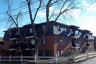 64 Dunbarton Rd, Manchester, NH 03102 - Photo 1