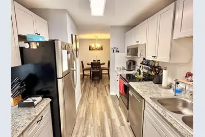 35 Andrew Street #28, Manchester, NH 03104 - Photo 3