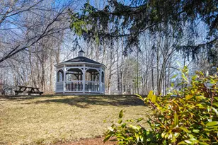 7 Chester Rd, Derry, NH 03038 - Photo 21