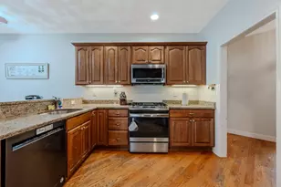 240 Main St, Pelham, NH 03076 - Photo 7