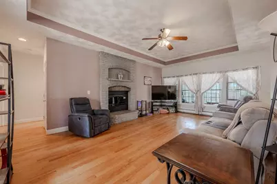 240 Main Street, Pelham, NH 03076 - Photo 3