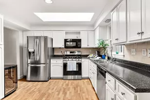 35 Langdale Dr, Hampton, NH 03842 - Photo 7