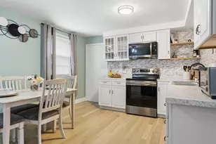 42 Belmont Dr, Merrimack, NH 03054 - Photo 5