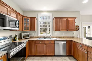 3 High Gate Dr, Bedford, NH 03110 - Photo 7