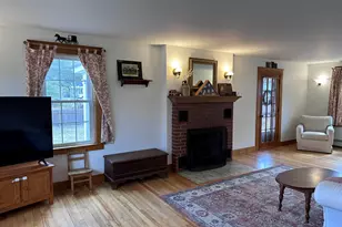 13 Grand St, Claremont, NH 03743 - Photo 15