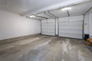 18 Brent Ct, Manchester, NH 03103 - Photo 31