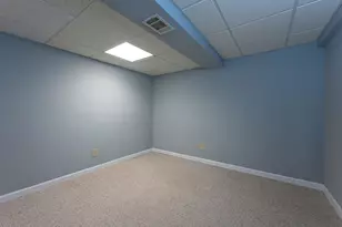 18 Brent Ct, Manchester, NH 03103 - Photo 29