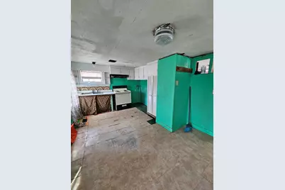 32 Charles Street, Keene, NH 03431 - Photo 13