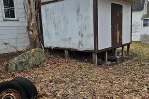 32 Charles St, Keene, NH 03431 - Photo 5