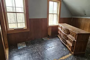 32 Charles St, Keene, NH 03431 - Photo 17