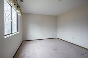 111 Coburn Ave, Nashua, NH 03063 - Photo 15