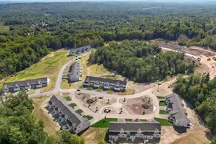 75 Driftwood Cir, Sandown, NH 03873 - Photo 35