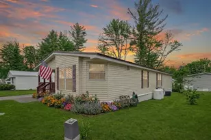 608 Canterbury Dr, Exeter, NH 03833 - Photo 3