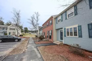 123 Fox Hollow Dr, Hudson, NH 03051 - Photo 33