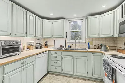 120 Allen Road, South Burlington, VT 05403 - Photo 5