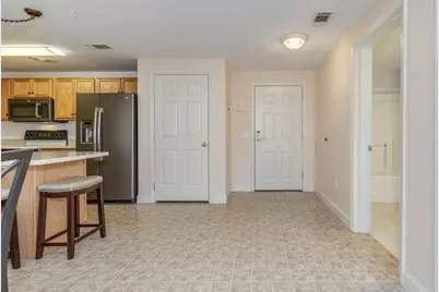 4 Crestview Circle #109, Londonderry, NH 03053 - Photo 13