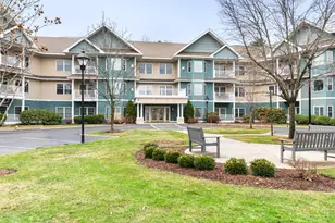 65 Hawthorne Dr, Bedford, NH 03110 - Photo 1