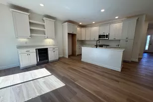 5C Dearborn Circle, Goffstown, NH 03045 - Photo 3